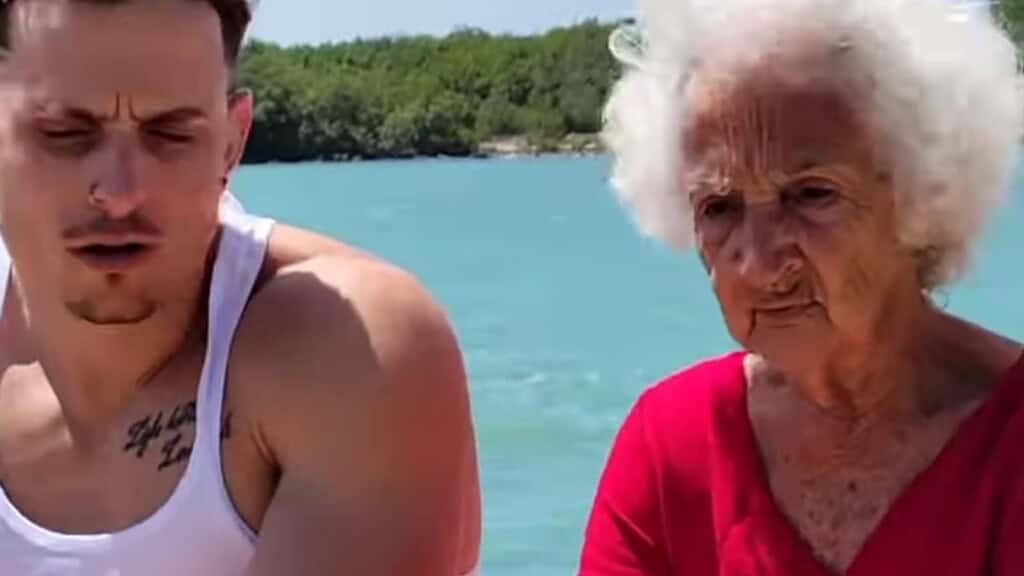 Viral En Cuba Nieto De La Abuela Martha Llega A Ee Uu Y Explica Por