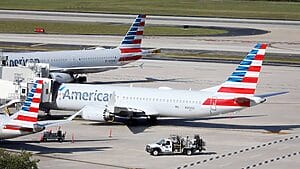 Al menos ocho heridos en avión que salió de Tampa por esta razón