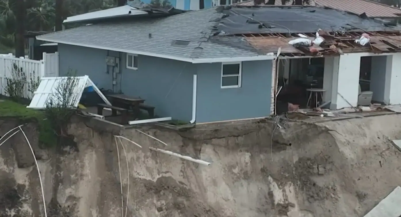 En Florida muchas casas están cayendo al mar, te explicamos por qué