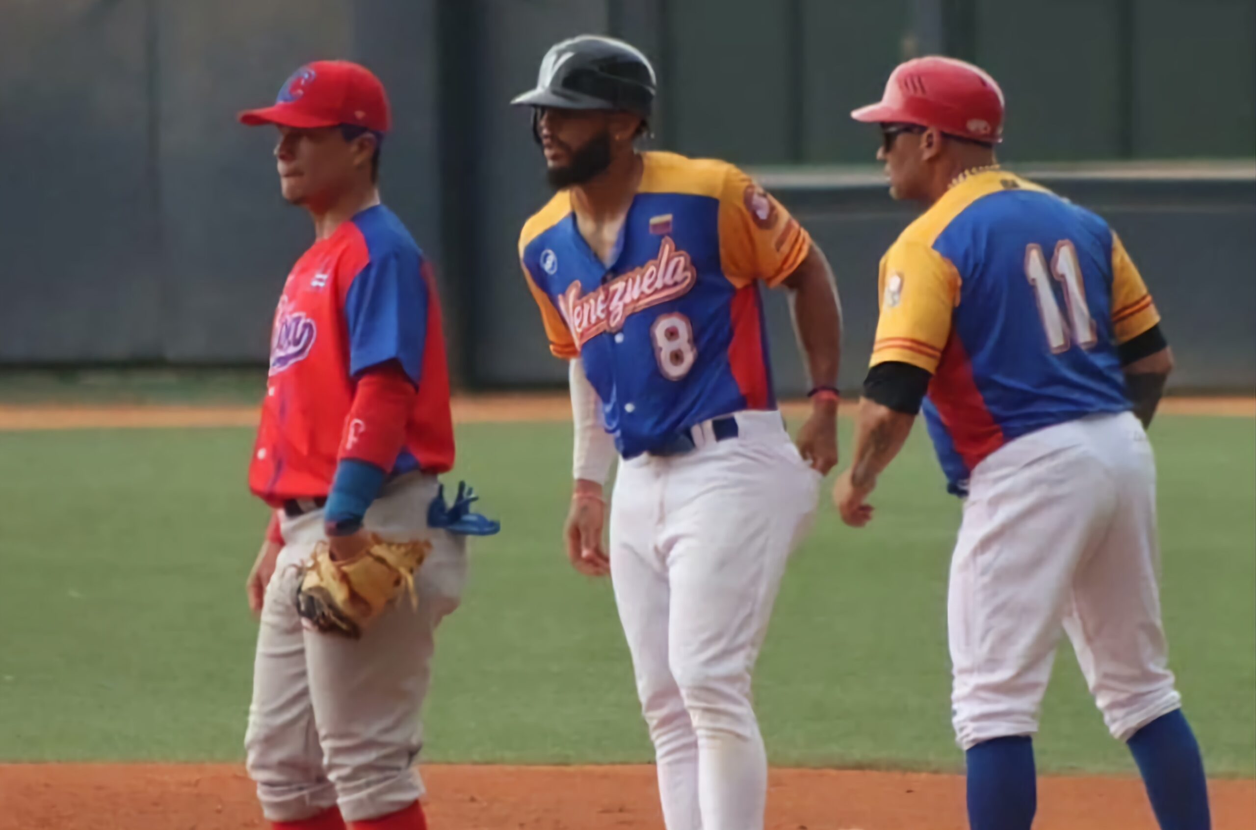 Desmantelan equipos de la Serie Nacional de Béisbol y Cuba ya perdió