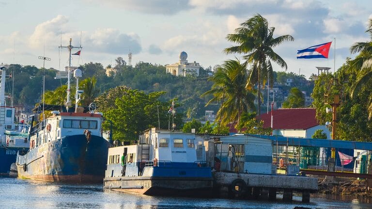 lanchita de regla habana cuba