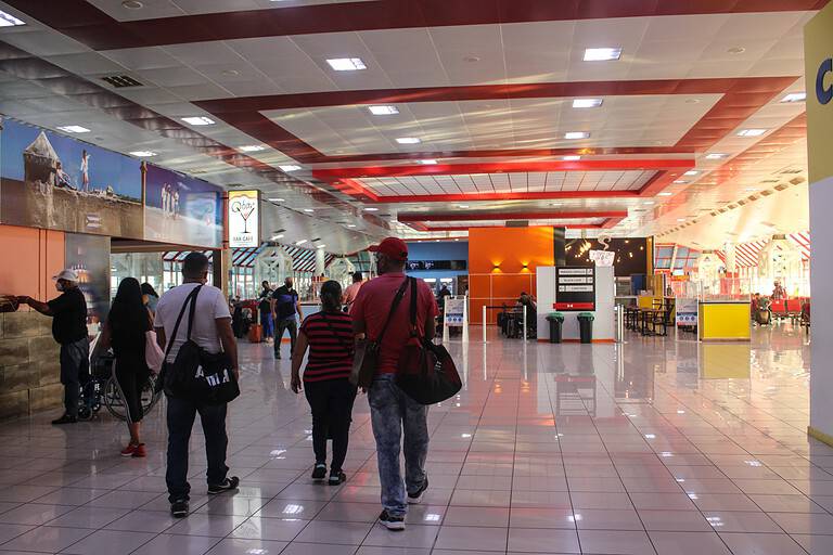 aeropuerto habana aire acondicionado