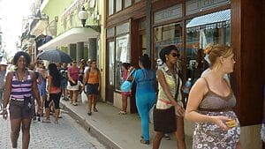 compras tiendas cuba dólar