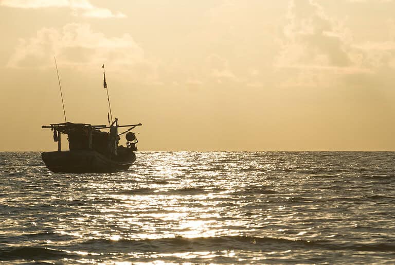 construir barcos cuba motores