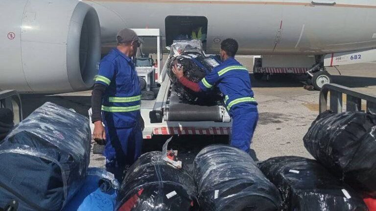 aumento salario aeropuerto